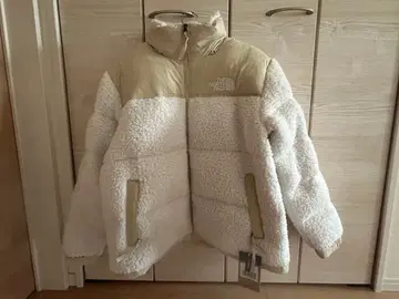 THE NORTH FACE 보아 눕시 다운 자켓 화이트