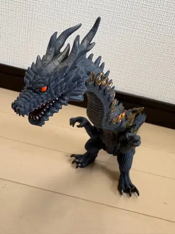 울트라맨 괴수 피규어 블랙 드래곤 나츠노메류