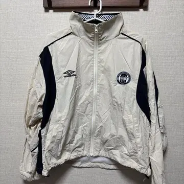 Umbro 나일론 자켓 크림색