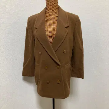 브라운 더블 브레스트 피 코트