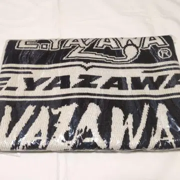 야자와 에이키치 YAZAWA 러그 매트 (쓰리 로고) 블랙/화이트