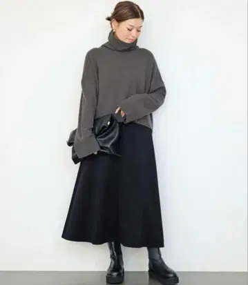 DEUXIEME CLASSE Newstandard 플레어 스커트 블랙