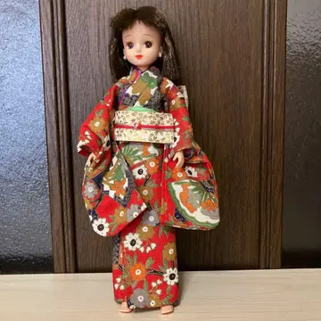 쇼와 레트로 리카짱 인형 빨간 꽃무늬 기모노