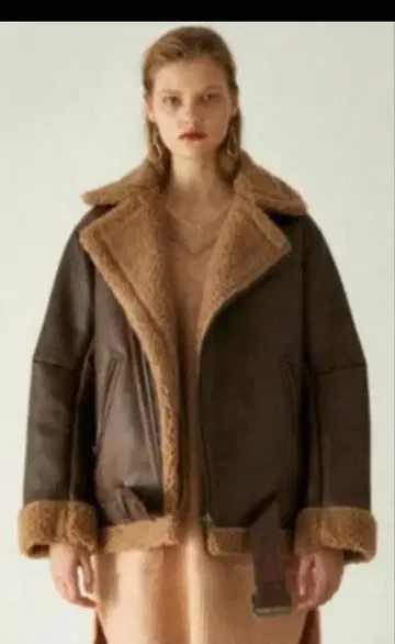 MOUSSY 브라운 시어링 자켓