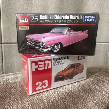 단종 미개봉 토미카 캐딜락 엘도라도 비아리츠 닛산 GT-R