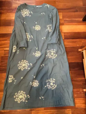 써니클라우드 롱 원피스 민들레 씨앗 자수 사이즈 L