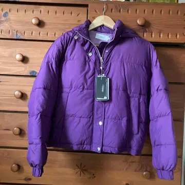 새상품 AZUL by moussy 후드 부착 퍼플 점퍼