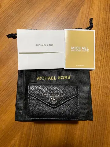 미사용 MICHAEL KORS 블랙 3단 폴더형 지갑 마이클코어스