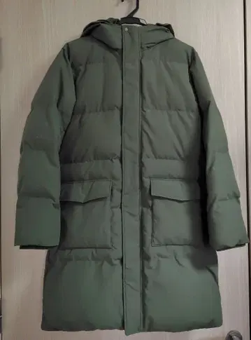 유니클로 다운 코트 롱 올리브 그린 카키