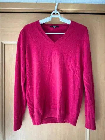 V넥 긴팔 스웨터