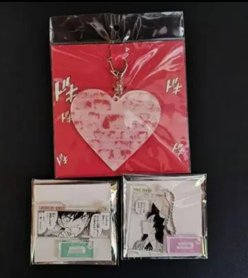 명탐정 코난전 하트형 아크릴 키링 공식 앱