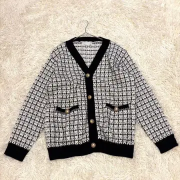 [ Armillary. ] 루즈핏 프리 트위드풍 니트 가디건 골드 버튼