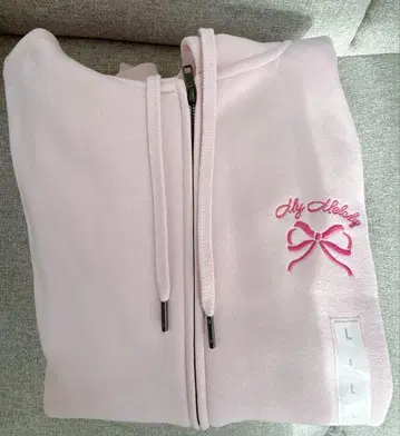 미사용 새상품 GU 마이멜로디 후드티 L