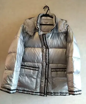 먼싱웨어 다운 자켓 M