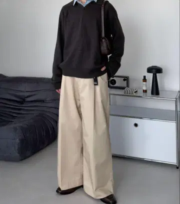 새상품급 [ LUENNA ] 와이드 스트레이트 치노 팬츠