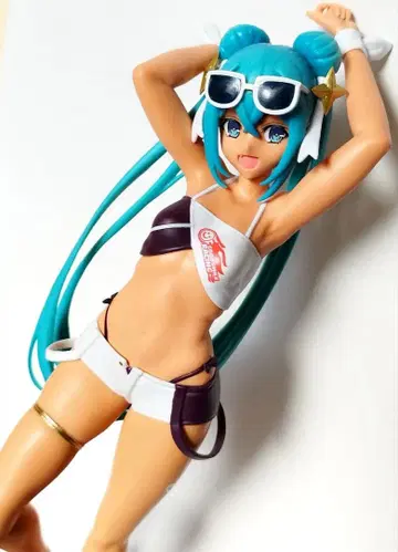 하츠네 미쿠 레이싱Ver. 레이싱 미쿠 2023 Tropical Ver.