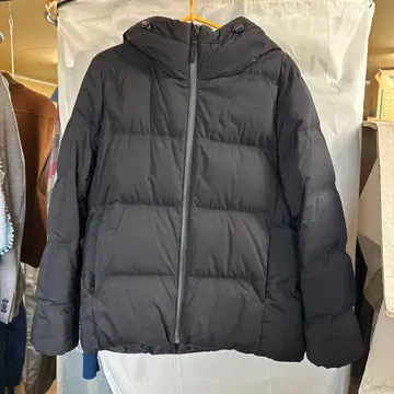 UNIQLO 블랙 다운 자켓 M