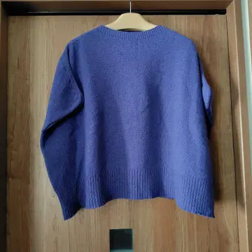 블루 니트 베스트 크루넥 일본제 울 100%