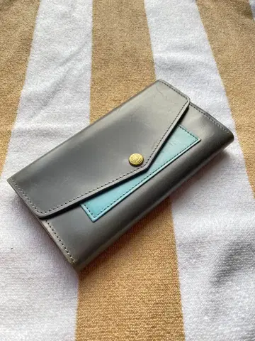 글렌로얄 장지갑 레어 컬러링