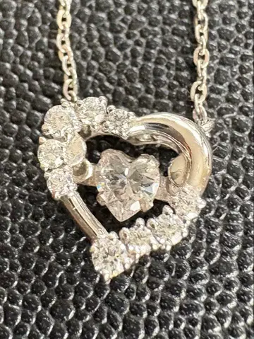 [ pepe ] 하트형 실버 댄싱스톤 목걸이