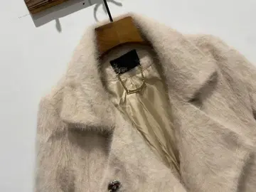 베이지 퍼 오버 사이즈 자켓