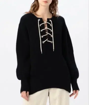 TOMORROW LAND 레이스업 풀오버 네이비