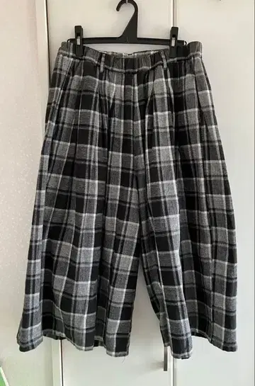 써니클라우드 흑백 체크 큐로팬