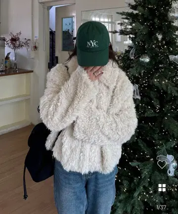 nugu 보아 세미 크롭 퍼 자켓