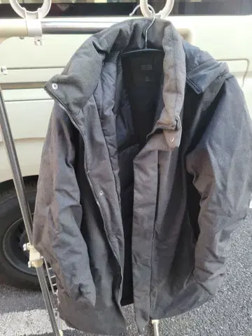 유니클로 하이브리드 다운 코트 XL