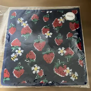 페이러 x 뮤베르 스트로베리 세레나데 손수건