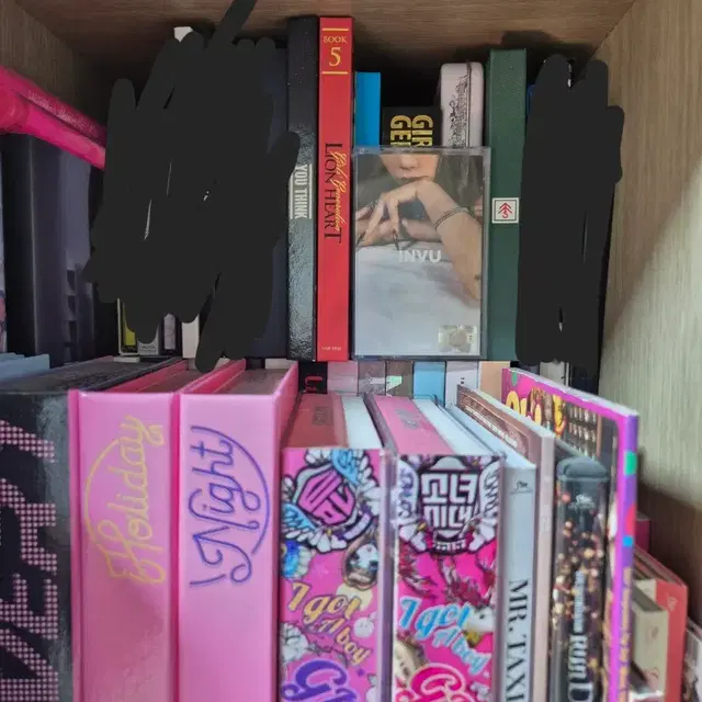 소녀시대, 태연 굿즈 (앨범, 응원봉, 포토카드, 공식굿즈, 비공굿 등)