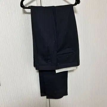 다크 그레이 스트라이프 슬랙스 사이즈 39