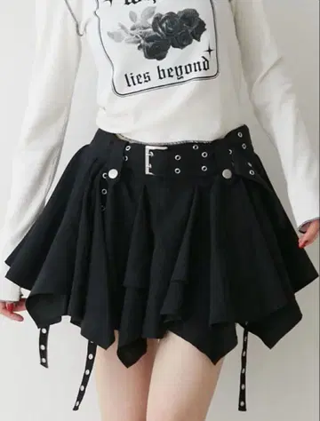 [ 새상품급 ] jouetie 쥬에티 아지메헴 벨티드 미니 스커트 블랙