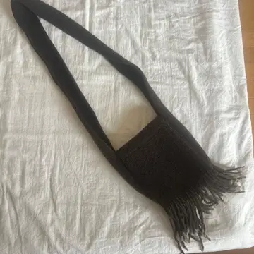 요건 레일 울 미니백