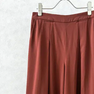 INDIVI 와이드 팬츠 포켓 부착 허리밴딩 심플 루즈핏