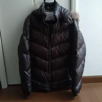 Ikka 다크 브라운 후드 부착 다운 자켓