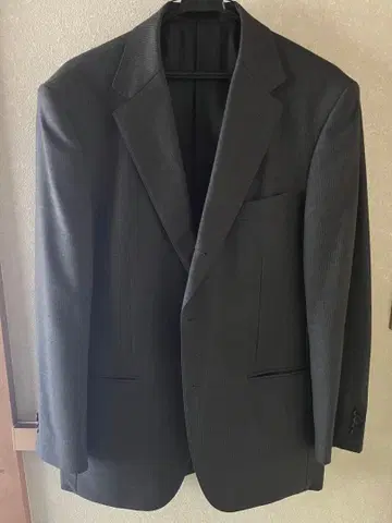 DIGNUM 다크 그레이 비즈니스 정장 A7 W84