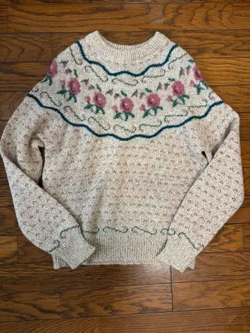 에디바우어 꽃무늬 패턴 니트 스웨터 구제 의류