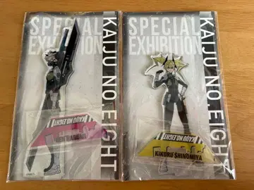 괴수 8호전 아크릴 스탠드 나루미 키코루