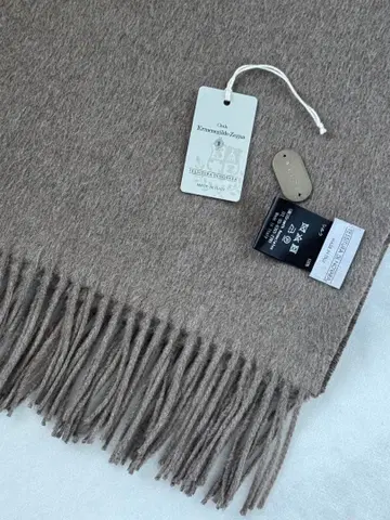 [ 요시마사 호시바 애용 ] 기절 대형 스톨 AVLDE(아볼데) 베이지