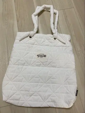 SEVENTEEN FOLLOW 토트백 퀼팅 화이트