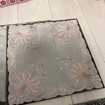 산터 스와토 자수 손수건 대형 미개봉 2장 세트