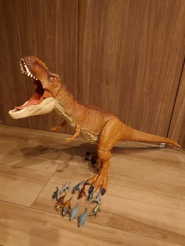 슈퍼 빅 T-렉스 MATTEL