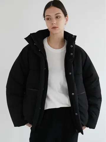 LA PEAU DE GEM 몬스터 패드 자켓