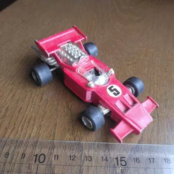 레드 오픈 휠 레이싱카 5