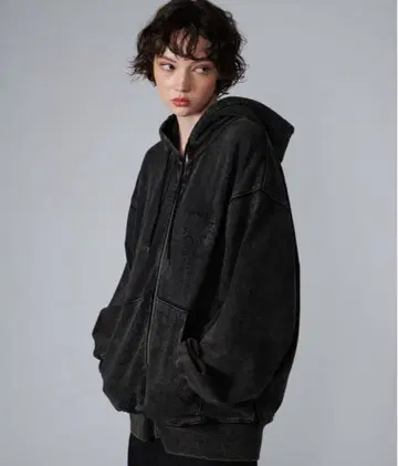 ONCILY 하트 로고 풀 지퍼 후디