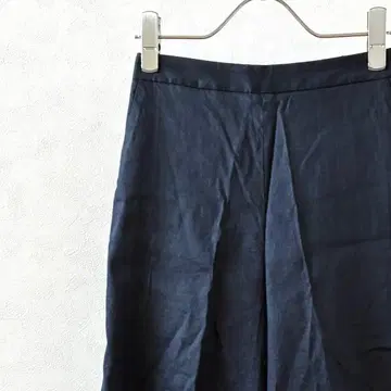 INED 와이드 팬츠 센터라인 포켓 부착 허리밴딩 심플