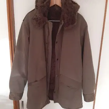 UNITED ARROWS TOKYO BLUE LABEL M 사이즈 카키