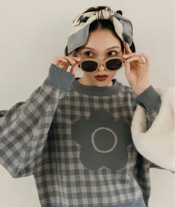 PUBLUX MARY QUANT/마리 퀀트 데이지 자카드 니트