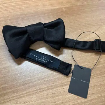 THE TREAT DRESSING 블랙 나비 넥타이 트리트 드레싱